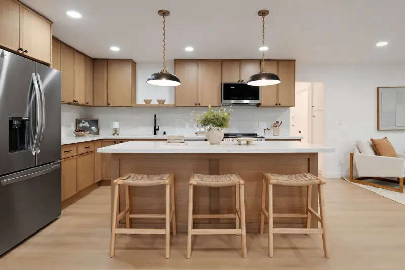 Kitchen island with counter seating